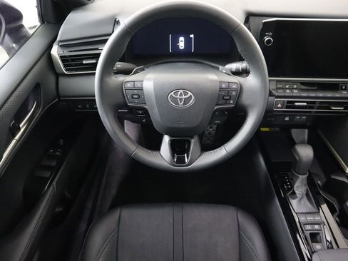 Used 2025 Toyota Camry XSE w/ Premium Package image 10