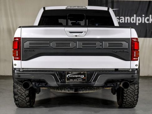 Used 2020 Ford F150 Raptor w/ Equipment Group 802A Luxury image 5