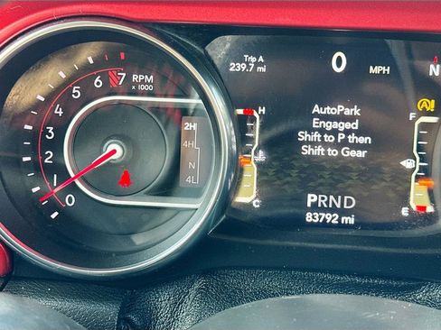 Used 2019 Jeep Wrangler Unlimited Rubicon AWD/4WD image 14