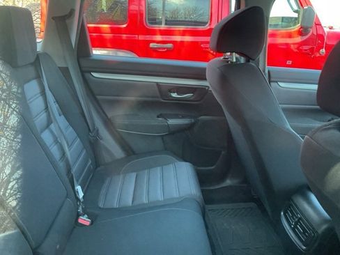 Used 2018 Honda CR-V LX image 6