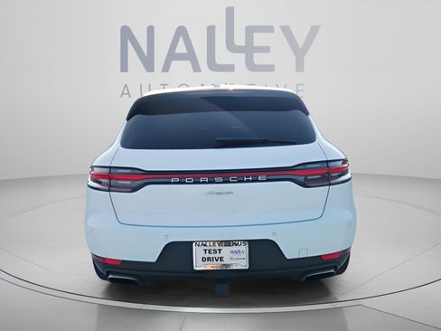 Used 2021 Porsche Macan AWD/4WD image 4