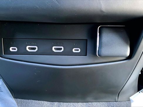 Certified 2024 Cadillac Escalade ESV V w/ LPO, ONYX Package image 37