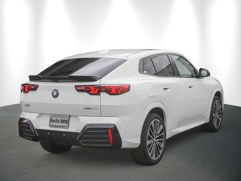 New 2026 BMW X2 xDrive28i w/ Technology Package AWD/4WD image 6