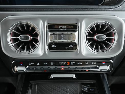 Used 2025 Mercedes-Benz G 63 AMG 4MATIC image 28