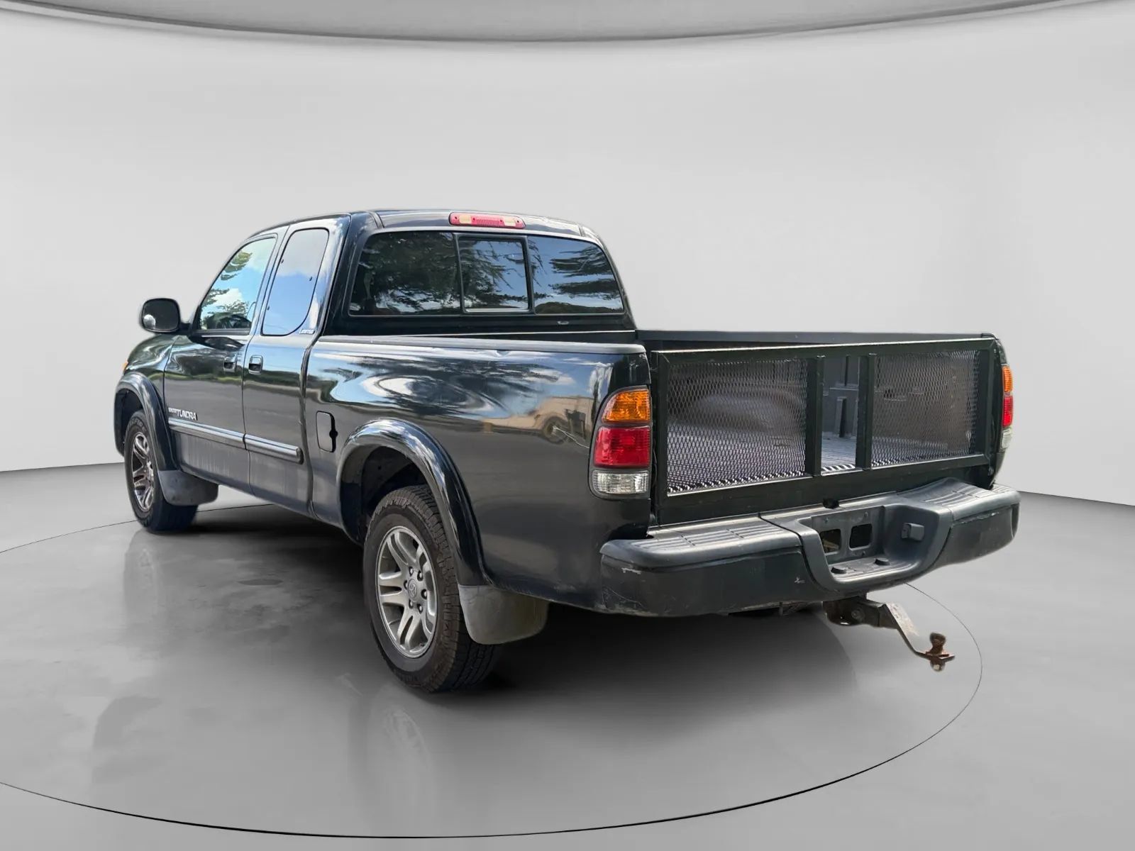 Used 2003 Toyota Tundra Limited RWD image 3