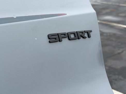 Used 2025 Honda CR-V Sport image 31