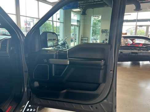 Used 2018 Ford F150 Raptor w/ Equipment Group 802A Luxury AWD/4WD image 22