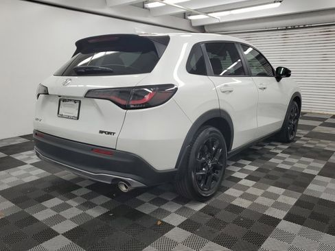 Certified 2024 Honda HR-V Sport image 6