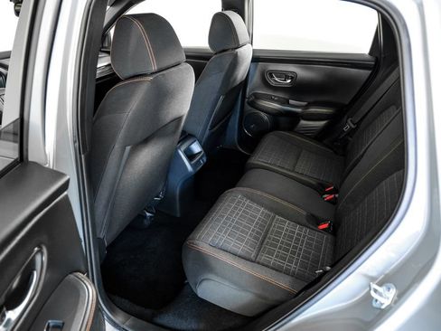Used 2025 Honda HR-V Sport image 41