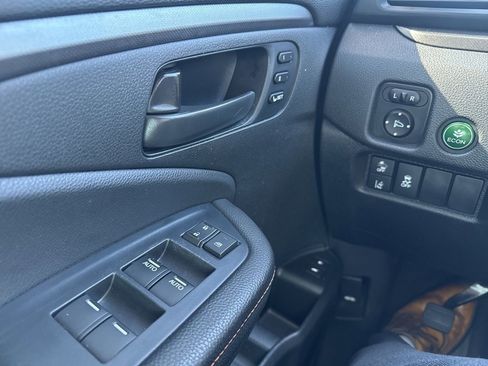 Used 2022 Honda Pilot TrailSport image 15