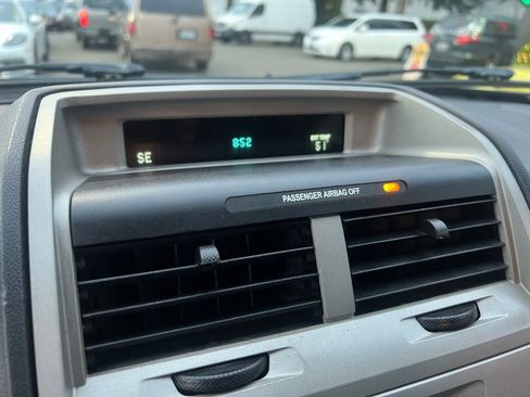 Used 2011 Ford Escape XLT image 19