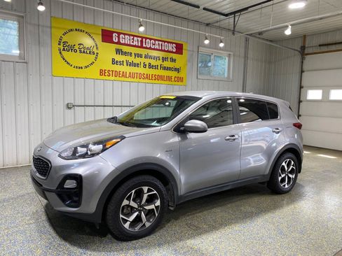 Used 2022 Kia Sportage LX AWD/4WD image 1