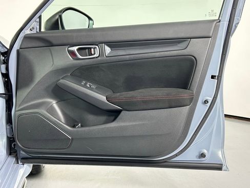 Used 2025 Honda Civic Type R image 10