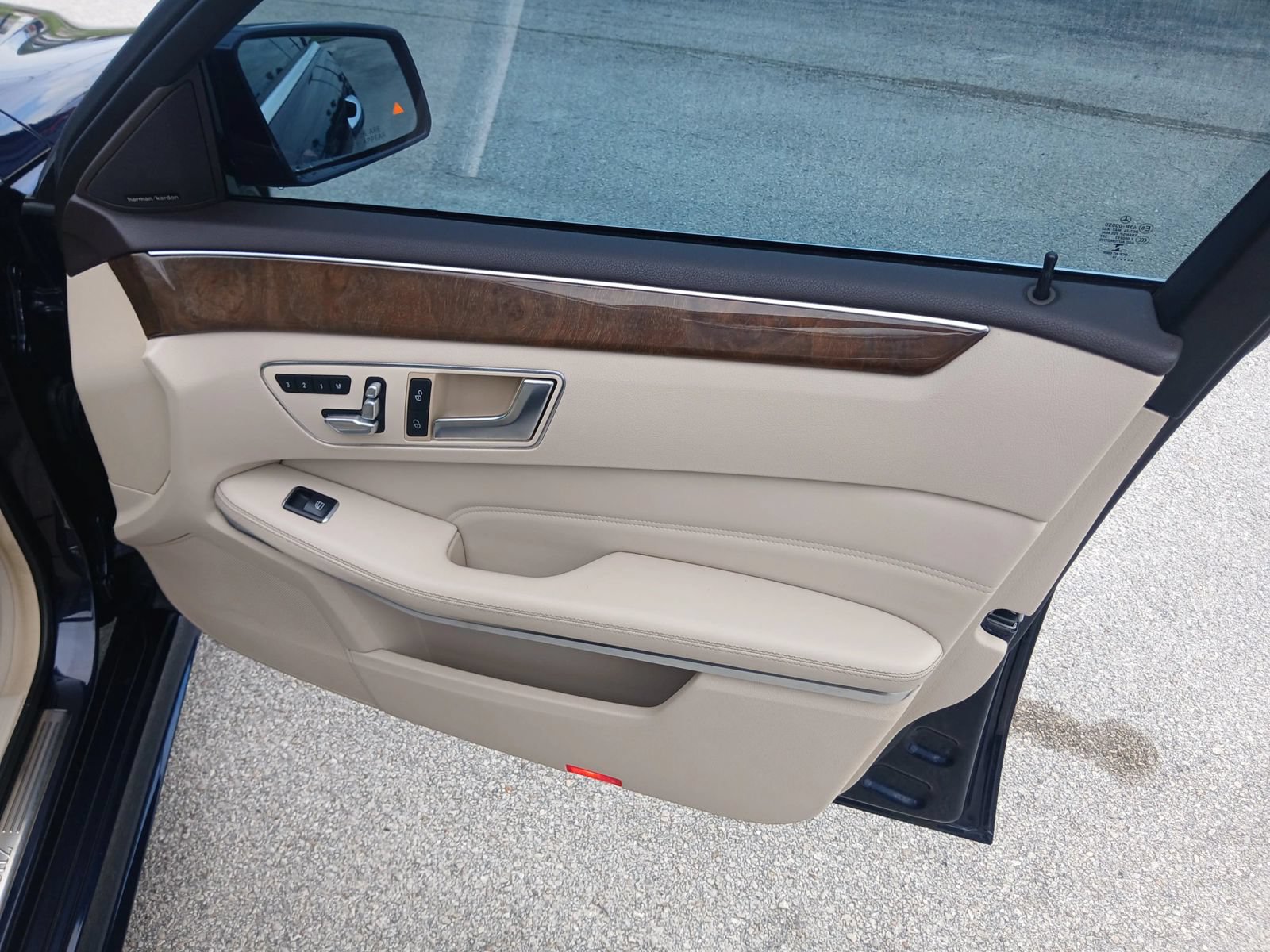 Used 2016 Mercedes-Benz E 350 Sedan image 17