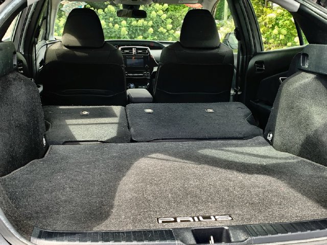 Used 2019 Toyota Prius LE w/ Carpet Mat Package AWD/4WD image 39