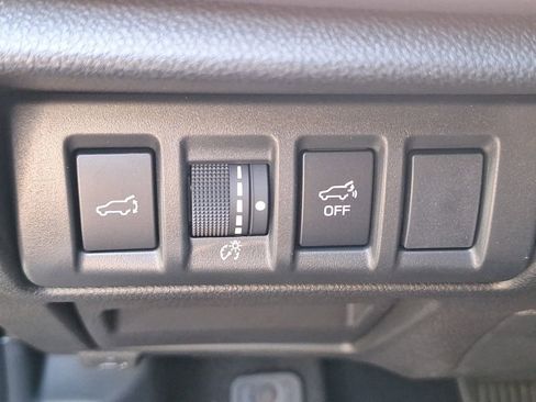 Certified 2025 Subaru Outback Limited AWD/4WD image 23