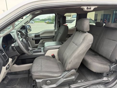 Used 2017 Ford F150 XL w/ Equipment Group 101A Mid RWD image 11