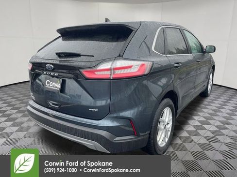 Used 2024 Ford Edge SEL image 17