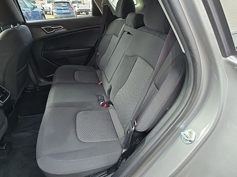 Used 2023 Kia Sportage LX image 21