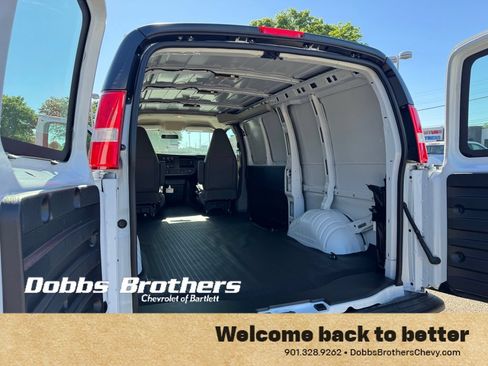 New 2026 Chevrolet Express 2500 w/ Driver Convenience Package RWD image 35