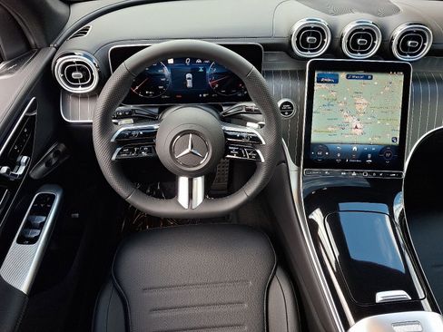 New 2026 Mercedes-Benz GLC 300 4MATIC image 7