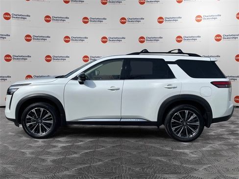 New 2026 Nissan Pathfinder Platinum image 2