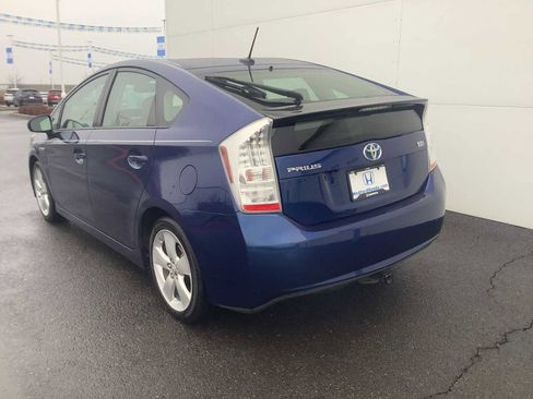 Used 2011 Toyota Prius Five w/ Navigation Pkg image 4