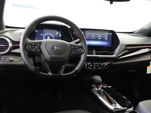 New 2026 Chevrolet Trax RS w/ Driver Confidence Package image 17