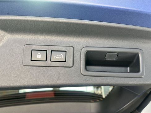 Certified 2026 Subaru Forester Premium AWD/4WD image 40