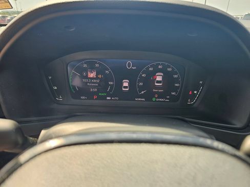 Used 2024 Honda Accord Touring image 16
