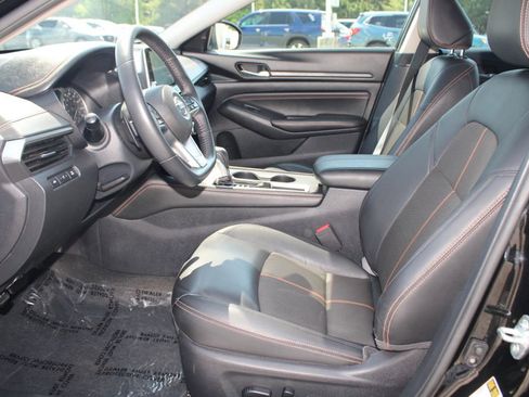 Used 2020 Nissan Altima 2.0 SR FWD image 11