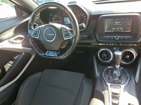 Used 2020 Chevrolet Camaro LT RWD image 14