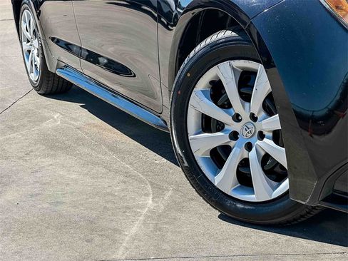 Certified 2024 Toyota Corolla LE image 9