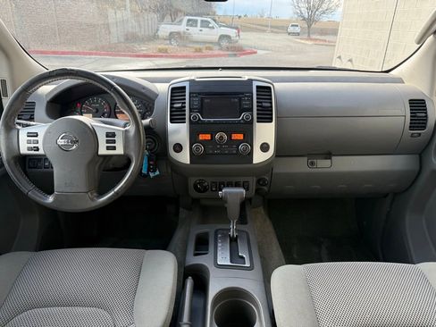 Used 2017 Nissan Frontier SV w/ SV Value Truck Package image 12