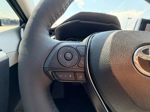 Used 2025 Toyota RAV4 XLE w/ Weather Package AWD/4WD image 13