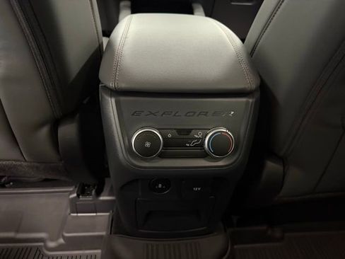 New 2026 Ford Explorer Active w/ Active Comfort Package image 18
