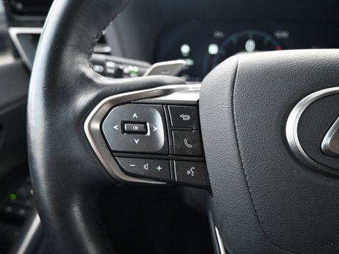 Used 2024 Lexus GX 550 w/ Cold Area Package image 20