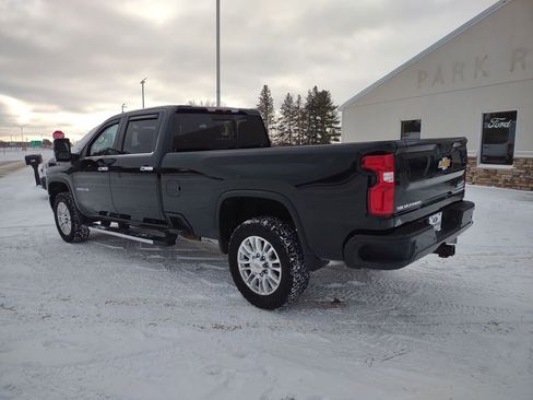 Used 2022 Chevrolet Silverado 3500 High Country image 3