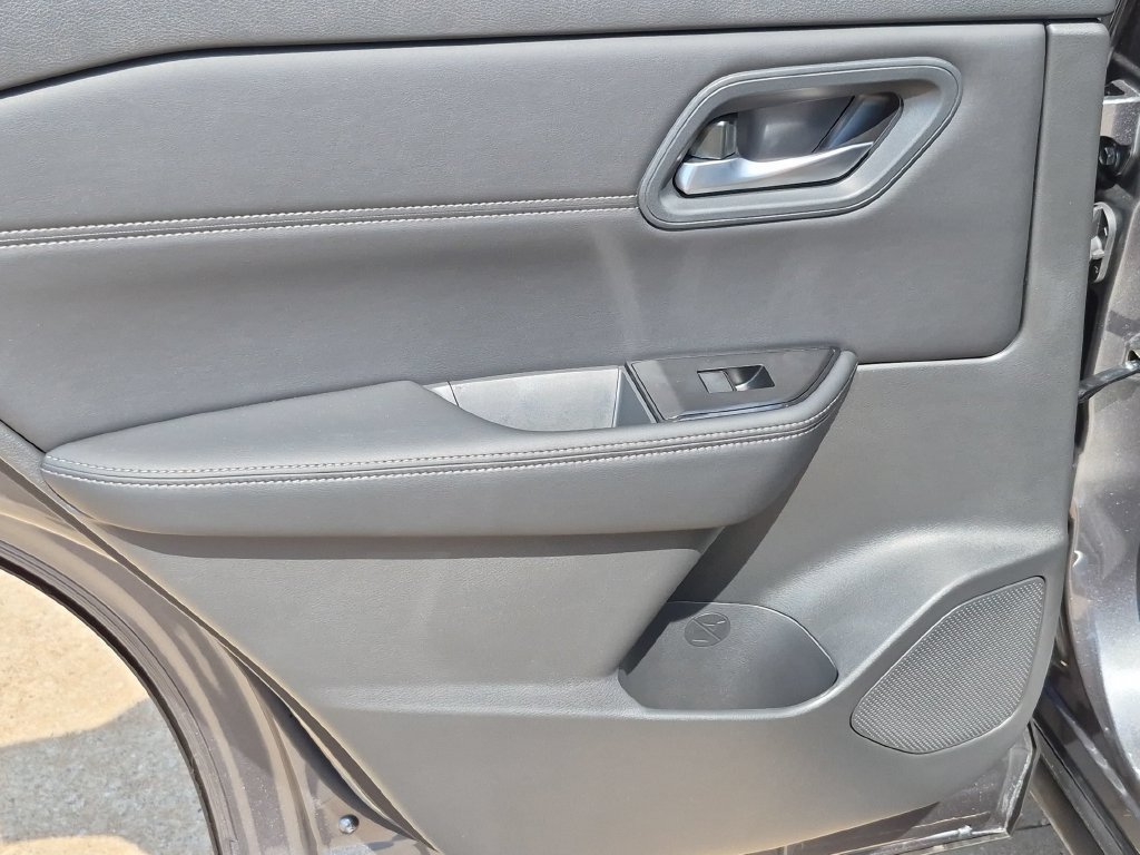 New 2026 Nissan Rogue Dark Armor FWD image 18
