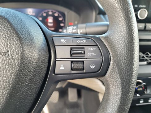 Used 2024 Honda Accord EX image 22