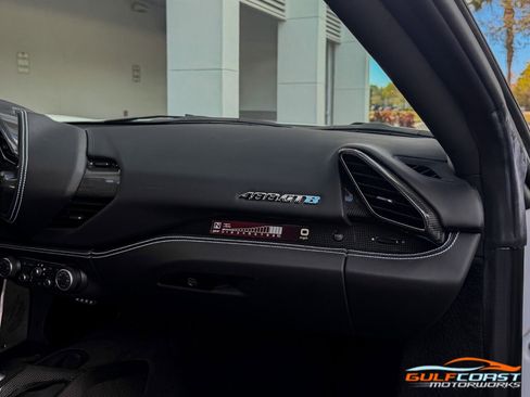 Used 2017 Ferrari 488 GTB image 37