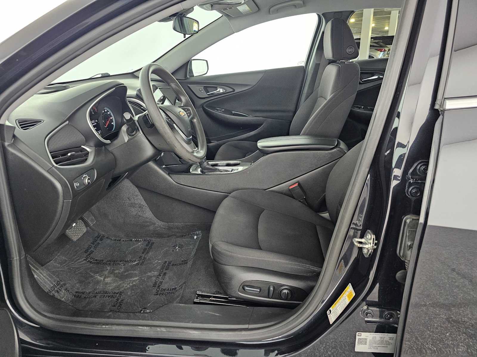 Used 2023 Chevrolet Malibu LT FWD image 21