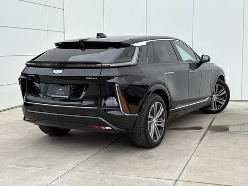 Certified 2024 Cadillac Lyriq Luxury w/ LPO, Floor Liner Package image 7