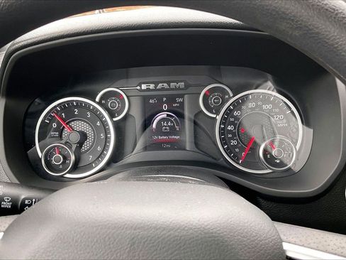 New 2026 RAM 1500 Tradesman w/ Trailer Tow Group AWD/4WD image 11