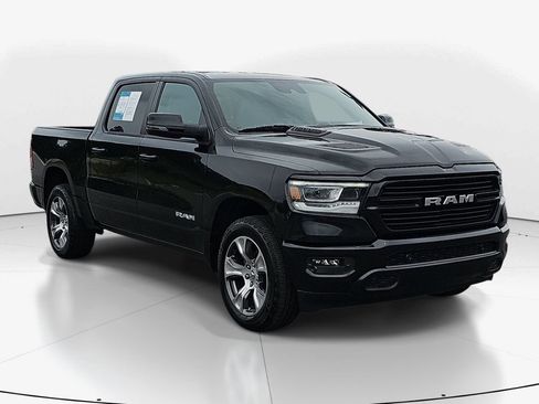 Used 2024 RAM 1500 Laramie AWD/4WD image 3