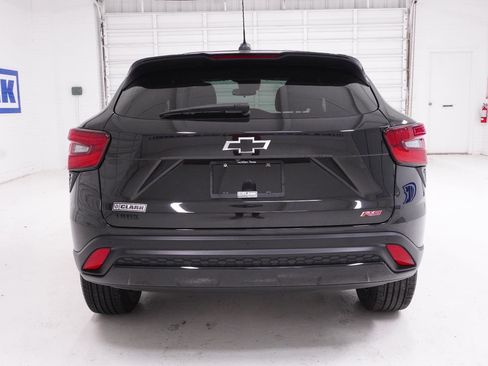 Used 2024 Chevrolet Trax RS w/ Driver Confidence Package image 6