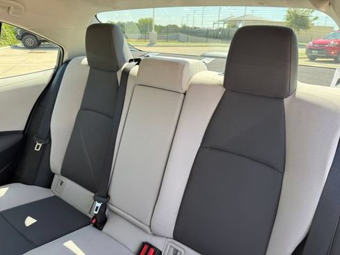 Used 2026 Toyota Corolla LE FWD image 28
