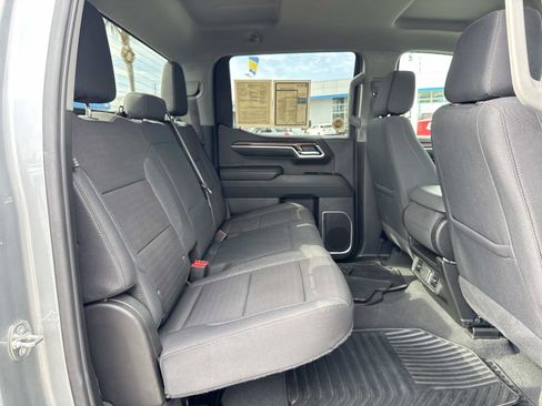 Used 2024 Chevrolet Silverado 1500 LT image 29