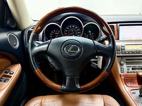 Used 2003 Lexus SC 430 Convertible RWD image 17