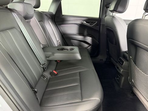 Used 2023 Audi Q4 e-tron Premium Plus w/ Premium Plus image 31